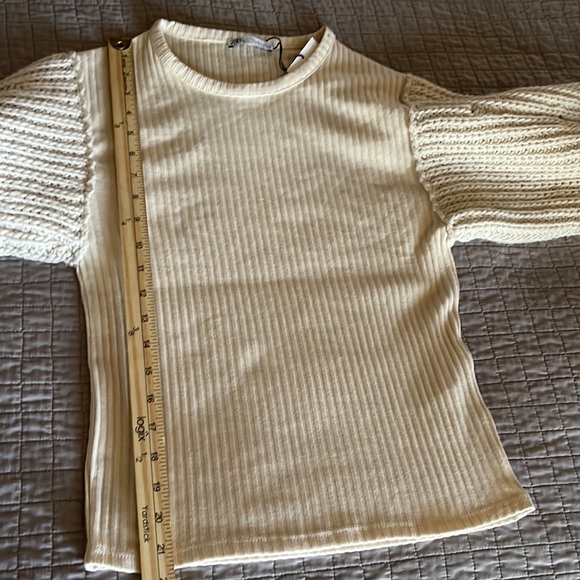 ZARA Sweater 🧶 - Picture 8 of 10